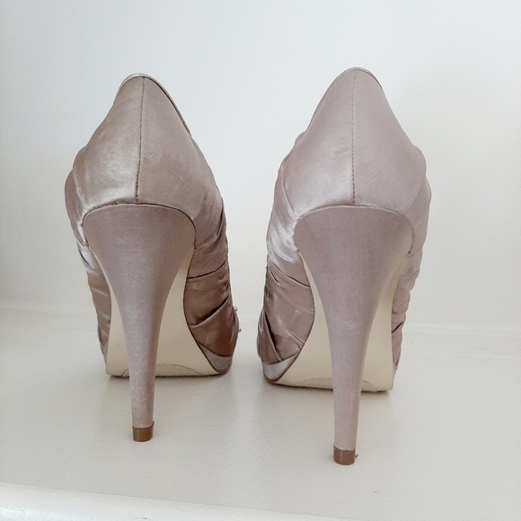 EUC HAZEL STILETTO HEELS - Picture 3 of 14